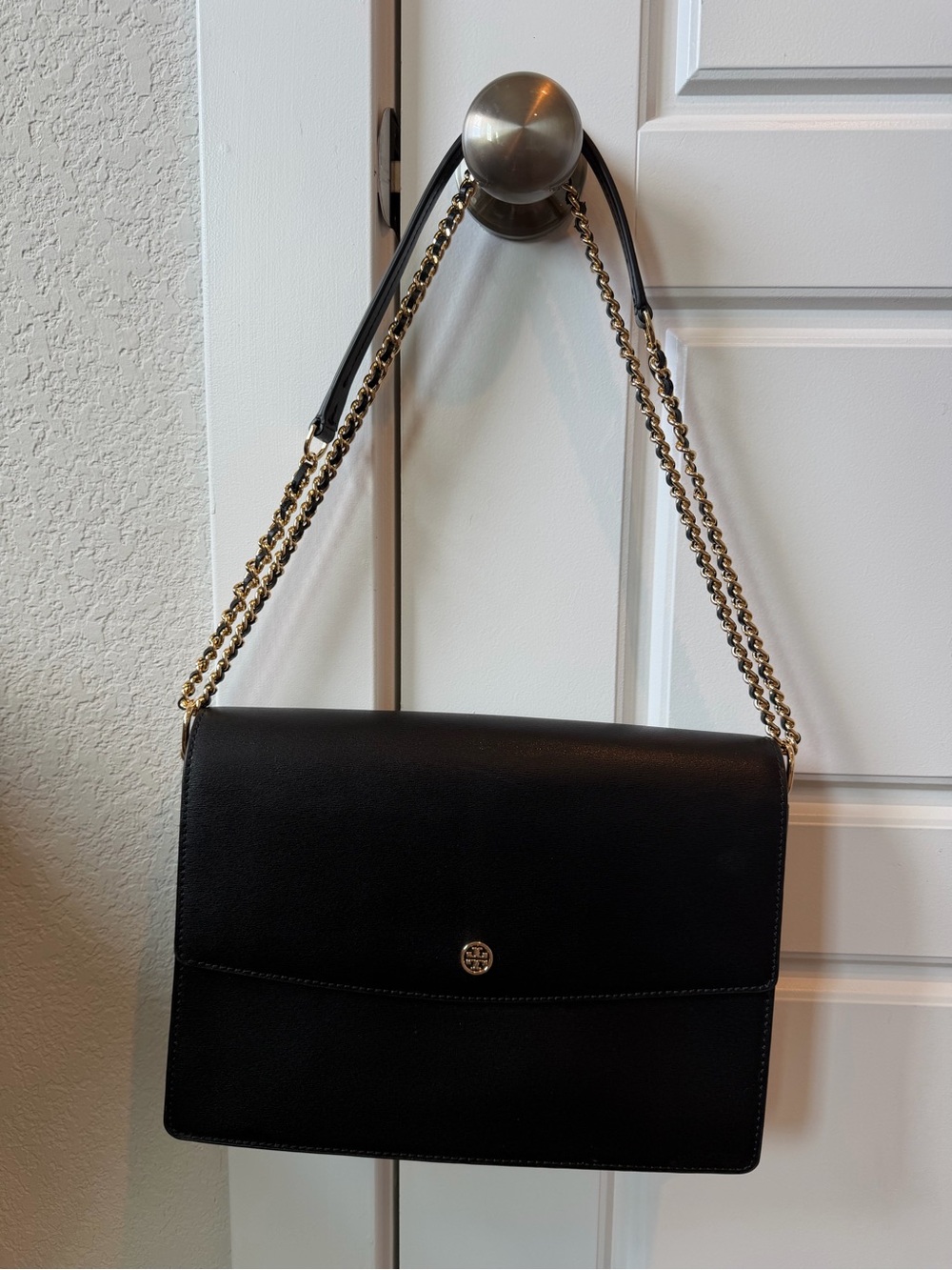 Tory Burch Black Leather Shoulder Bag with Gold Chain Strap
